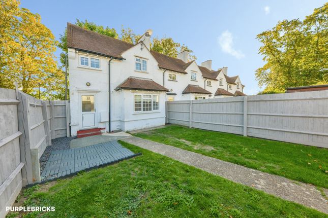4, Avon Chase, Henlow photo 2