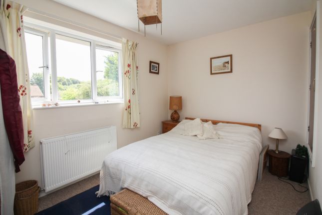 16, Appledown Close, Alresford photo 4