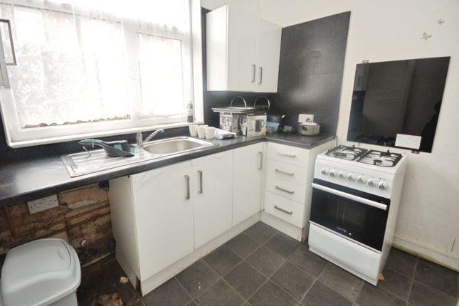 28, Mackenzie Road, Greater Manchester photo 4