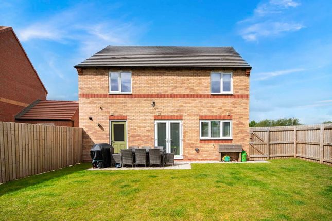 14, Diamond Close, Ollerton photo 4