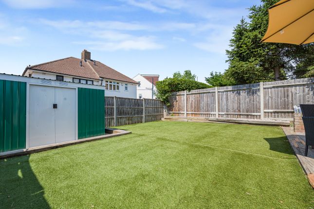 1, Glenbarr Close, Eltham photo 3