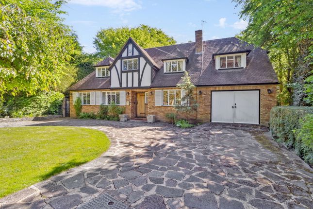 3-bed detached on Cobwebs, Oak Glade, Northwood, £1,495,000