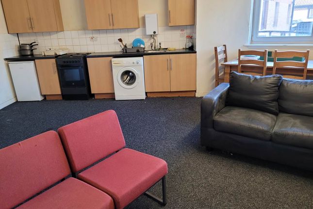1A Constitution Street, Dundee photo 3