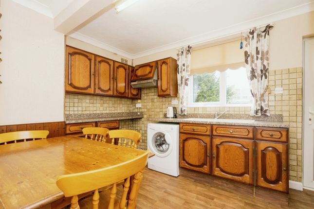 8, Norwich photo 2