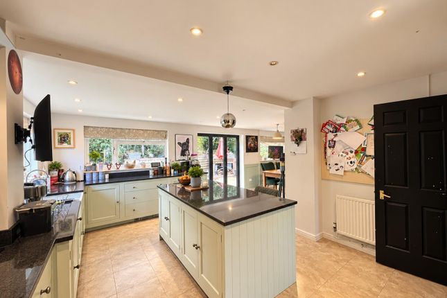 14, Withy Way, Dursley photo 2