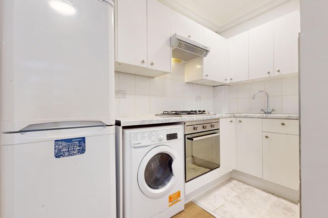 Thumbnail Flat to rent in Miles Buildings, Penfold Place, London