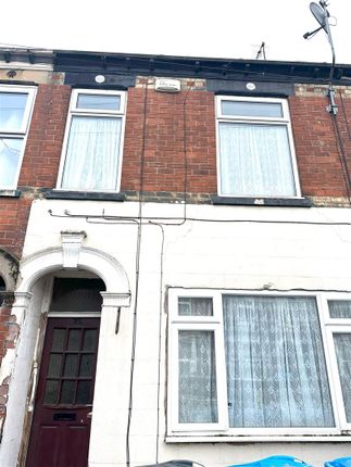 Terraced house for sale in Raglan Street, Hull