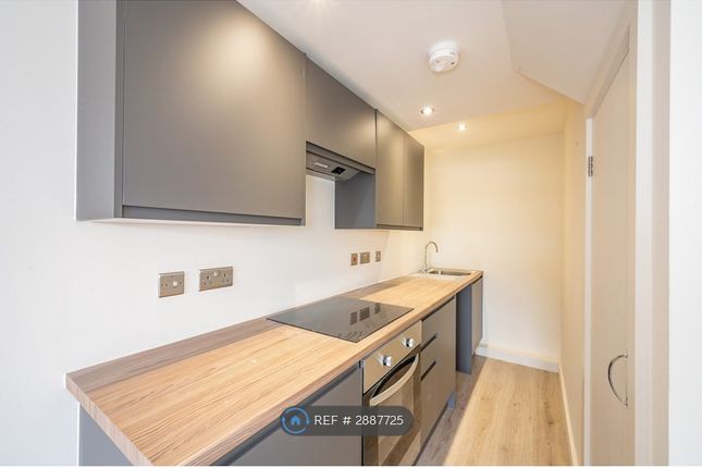 Apartment, Conditioning House Cape Street, Bradford photo 5
