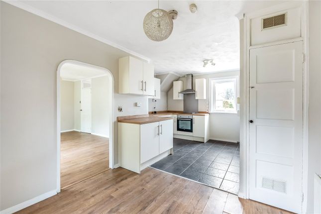 7, Bullfinch Close, Kent photo 4