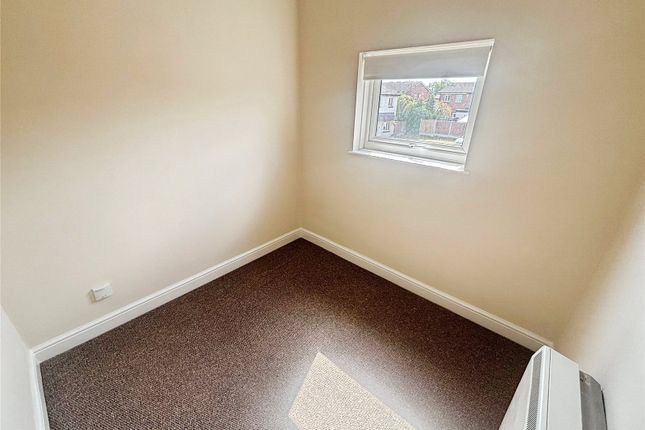 51, Canterbury Drive, Wolverhampton photo 4