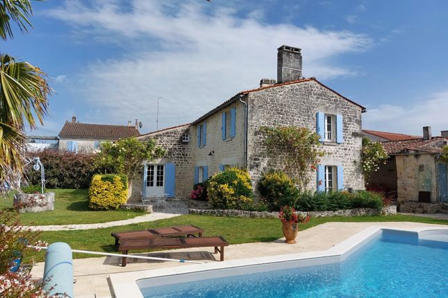 Thumbnail Property for sale in Jonzac, Charente - Maritime, 17500