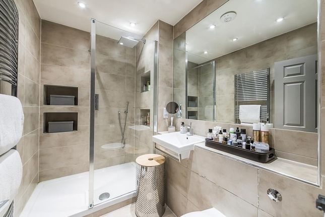 Flat 23, Goodwood Court 54-57, Devonshire Street, London photo 5