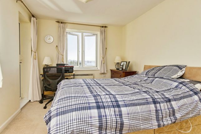Flat for sale in Medina View, East Cowes, Isle Of Wight