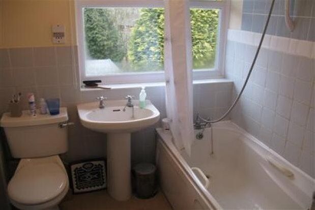 End terrace house to rent in Glenview Close, Crawley