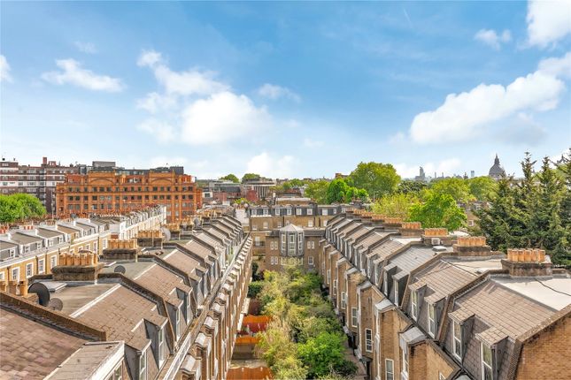 Flat 28,, South Lodge, London photo 4