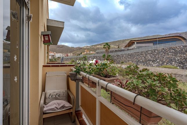 Apartment for sale in Valle De San Lorenzo, Santa Cruz Tenerife, Spain