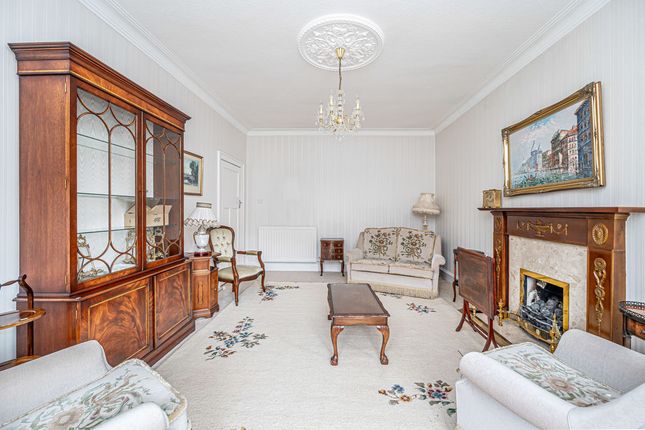 12, Southerton Crescent, Kirkcaldy photo 4