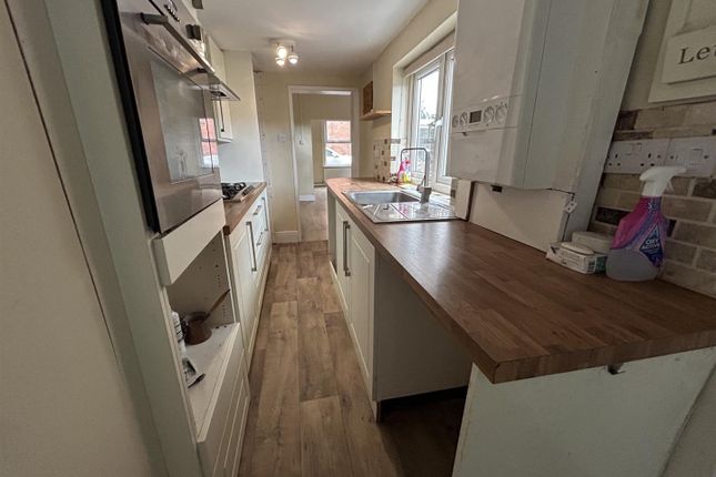 12, Alexandra Road, Louth photo 3