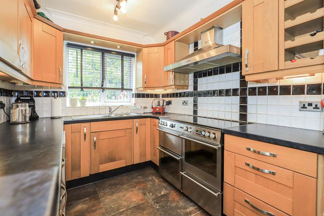 27, Osborne Road, Wolverhampton photo 3