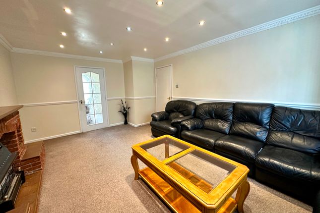 47, Bell Street, Wednesbury photo 3