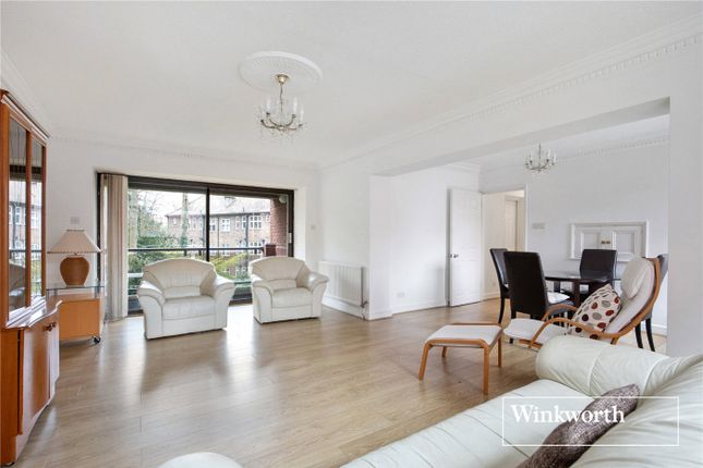 79, Spencer Close, London photo 3