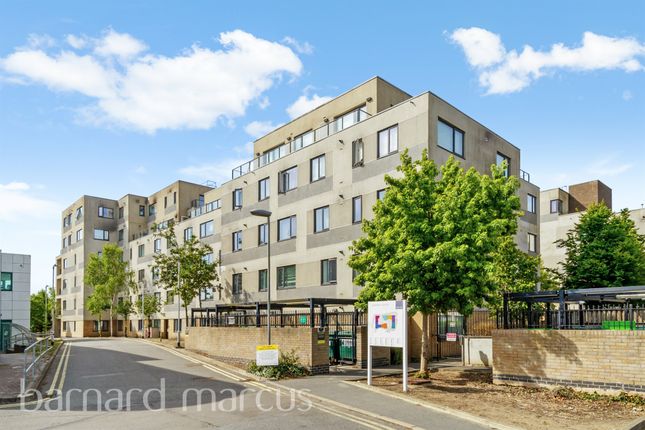 1-bed flat on Flat 145, West Plaza, Town Lane, Staines-Upon-Thames, £225,000
