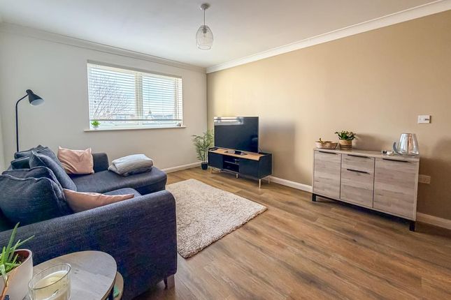 Flat 22 Oasis Court, 18, Kenway, Southend-on-Sea photo 3