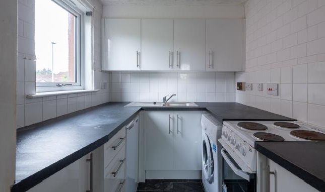 10 Thirlestane Place, Dundee, DD4 0TG, Dundee photo 3