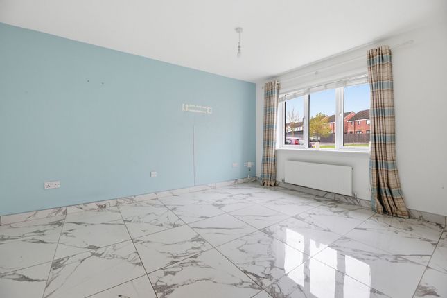 126 Craigswood Way, Glasgow photo 4