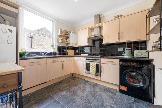 TF, 34, Appach Road, London photo 4