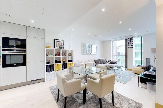 Thumbnail Flat for sale in Paddington Exchange, London