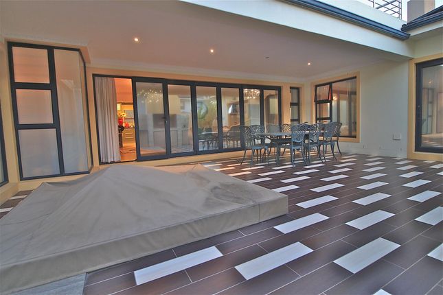 Detached house for sale in 6 Winchester Crescent, Baronetcy Estate, Northern Suburbs, Western Cape, South Africa