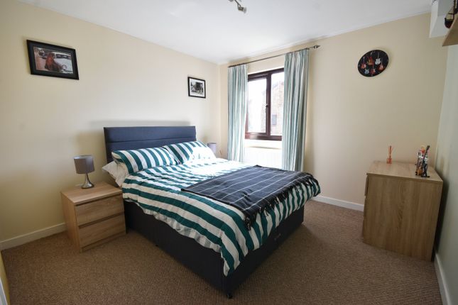 18 Altdam Farm,, Parkview Road, Salfords photo 4