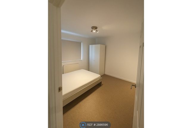 Flat  Brook View, Harmer Close Henbury, Bristol photo 5