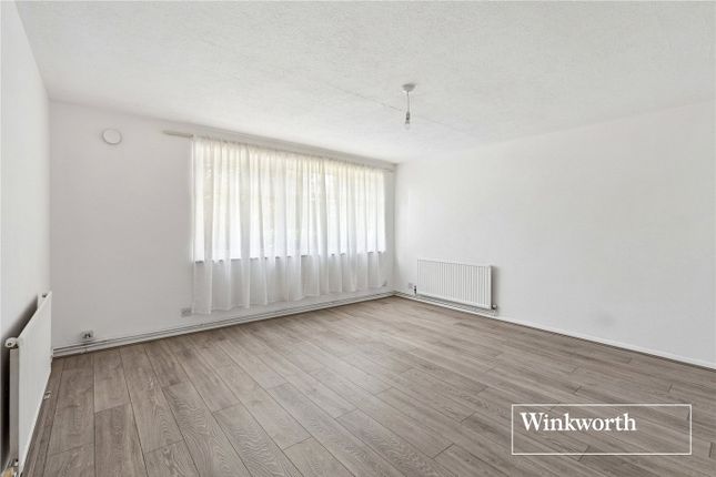 Flat 10, Brunswick House, 36, Dollis Avenue, London photo 4