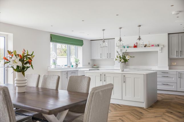 Stonesfield, Witney photo 4