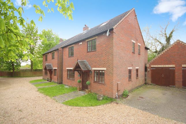 Thumbnail Detached house for sale in Commanders Close, Lighthorne Heath, Leamington Spa, Warwickshire