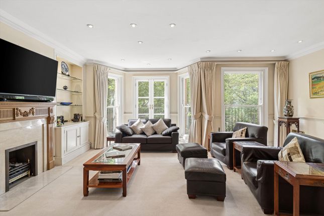 13, Eagle Place, London photo 4