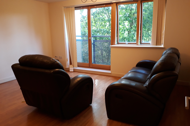 Thumbnail Flat to rent in Rathnew Court, Meath Crescent, London