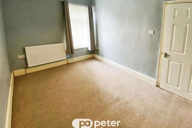 143, Abercynon photo 3