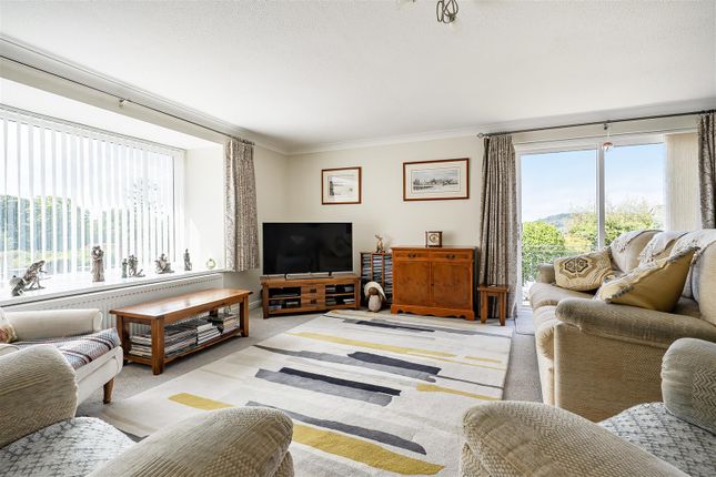 1, Balfour Close, Honiton photo 4