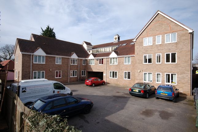 Thumbnail Flat to rent in Summer Court, Croxton Road, Thetford