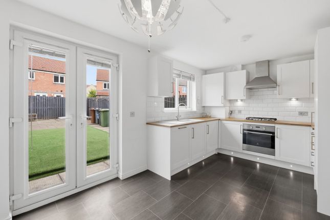 3 Dunipace Road, Edinburgh photo 4