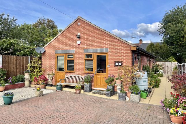 Thumbnail Detached bungalow for sale in Marlow Road, Leicester, Leicestershire.