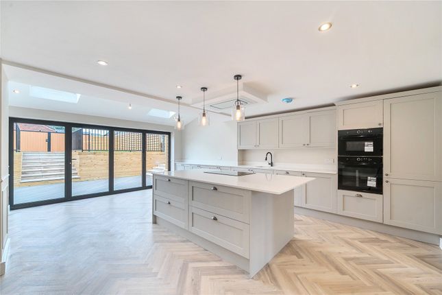 100A, Valley Road, West Yorkshire photo 2