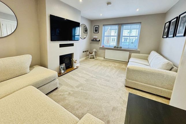 25, Shepherd Drive, Ryton photo 3