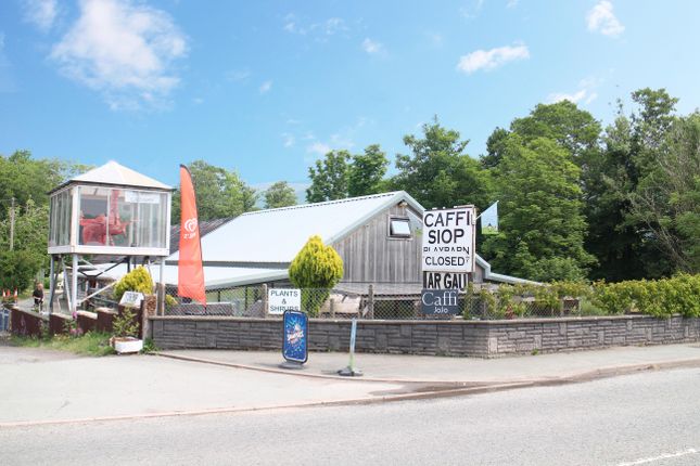 Thumbnail Restaurant/cafe for sale in Llanbrynmair