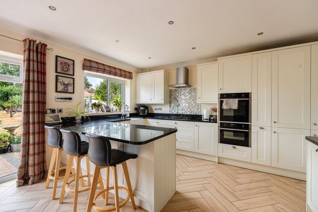 29, Hill Avenue, Grantham photo 3