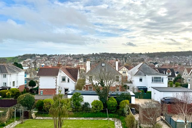 5 Gannetts Park, Swanage photo 3