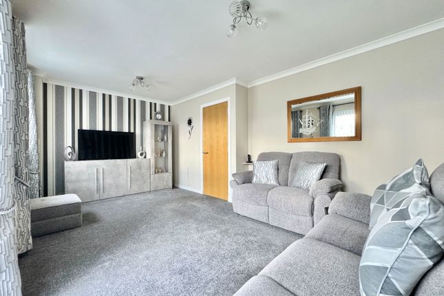 42, Lochlea Road, Glasgow photo 4